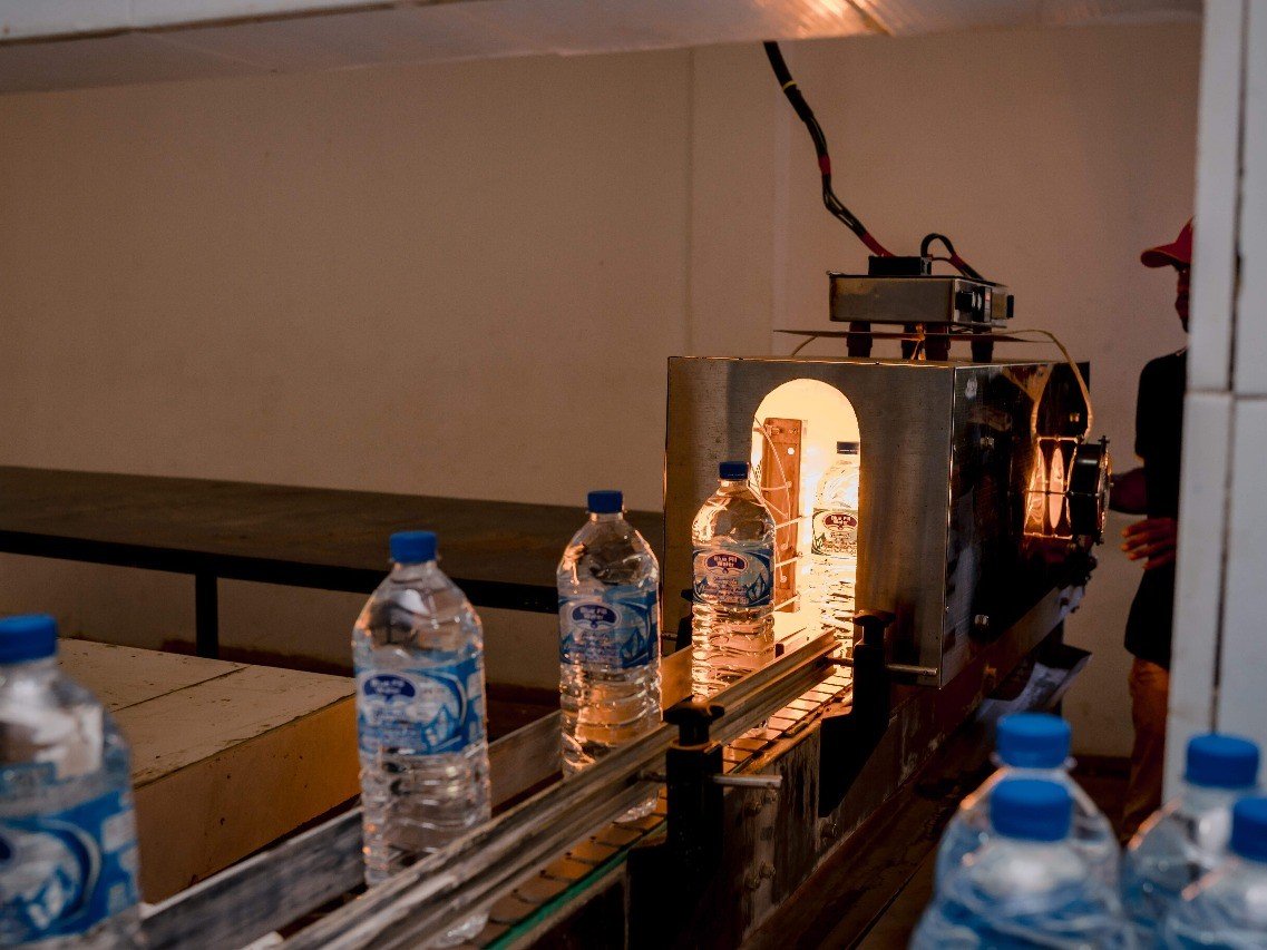 KML Logistics Blue Fill Water